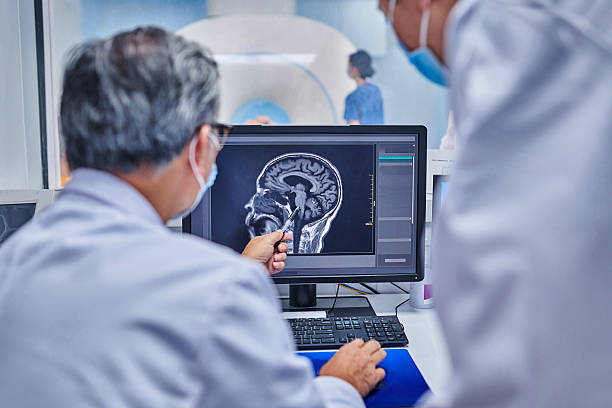 帕金森病治疗的双重突破:短期症状改善与长期疾病修正疗法进入临床后期